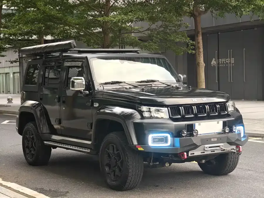 BAIC BJ40 Beijing Off-road BJ40 2023 2.0D Automatic 4WD Blade Hero Edition Knight Type (Front and Rear Electric Locks) 2022 — миниатюра 3