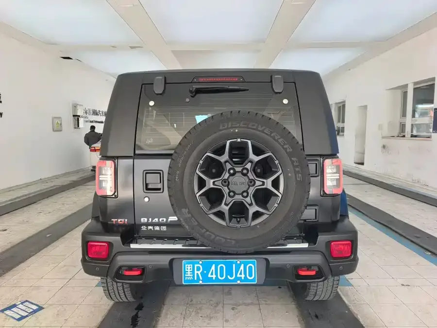 BAIC BJ40 Beijing Off-road BJ40 2021 2.0D Automatic 4WD Blade Hero Edition Knight Edition 2022 — миниатюра 5