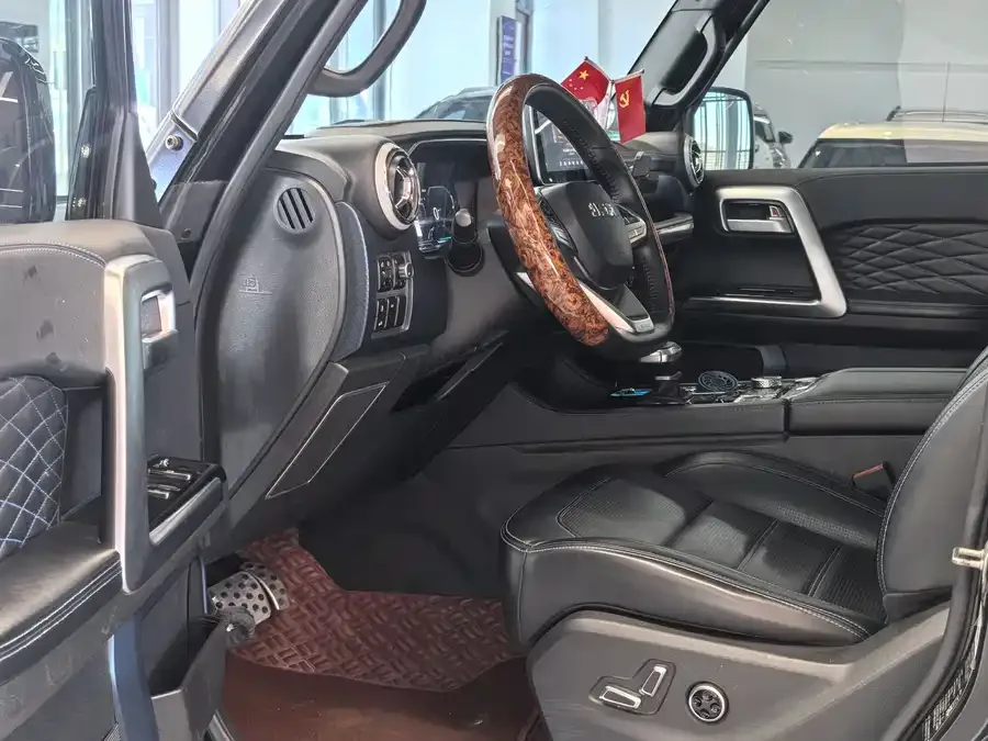 BAIC BJ40 Beijing Off-road BJ40 2021 2.0D Automatic 4WD Blade Hero Edition Knight Edition 2022 — миниатюра 4