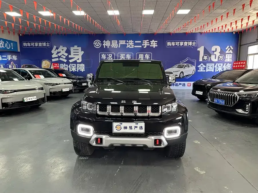 BAIC BJ40 Beijing Off-road BJ40 2024 2.0T City Hunter Glory Edition 2025 — миниатюра 2