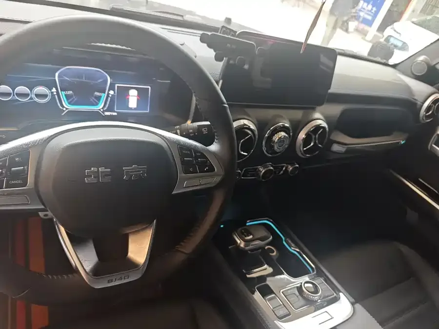 BAIC BJ40 Beijing Off-road BJ40 2024 2.0D Blade Hero Glory Edition 2025 — миниатюра 2