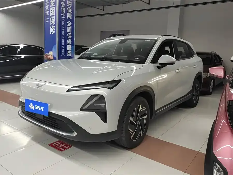 Wuling Starlight S Wuling Xingguang S 2024 130km Pilot Edition 2025 — фото 1, купить с доставкой в Москву