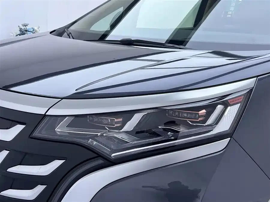 BYD D9 Denza D9 2025 DM-i Intelligent Driving Edition 1020 Four-Wheel Drive Flagship Model 2025 — миниатюра 4