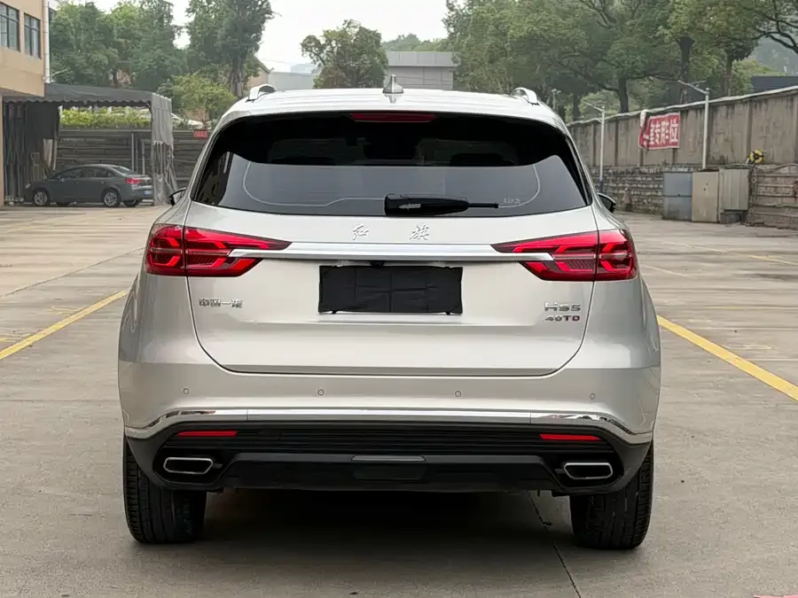 Hongqi HS5 Hongqi HS5 2022 2.0T Zhilian Flagship Edition 2023 — миниатюра 3