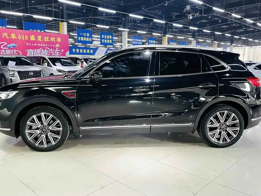 Hongqi HS5 Hongqi HS5 2022 facelift 2.0T Zhilian Qixiang four-wheel drive version 2022 — миниатюра 2