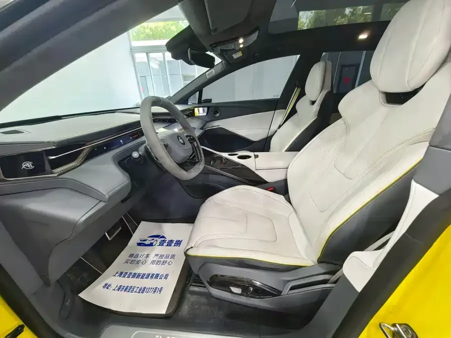 Lotus ELETRE Eletre 2023 Eletre R+ 2025 — миниатюра 4