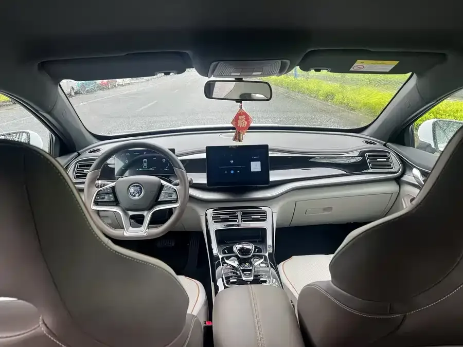 BYD Qin PLUS Qin PLUS 2024 Honor Edition EV 420KM Leading Model 2024 — миниатюра 2