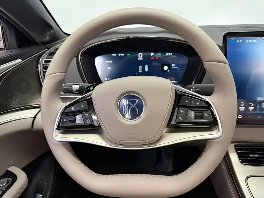 BYD Second-hand 2025 Han DM-i Smart Driving Edition 245KM Premium 2025 — миниатюра 4