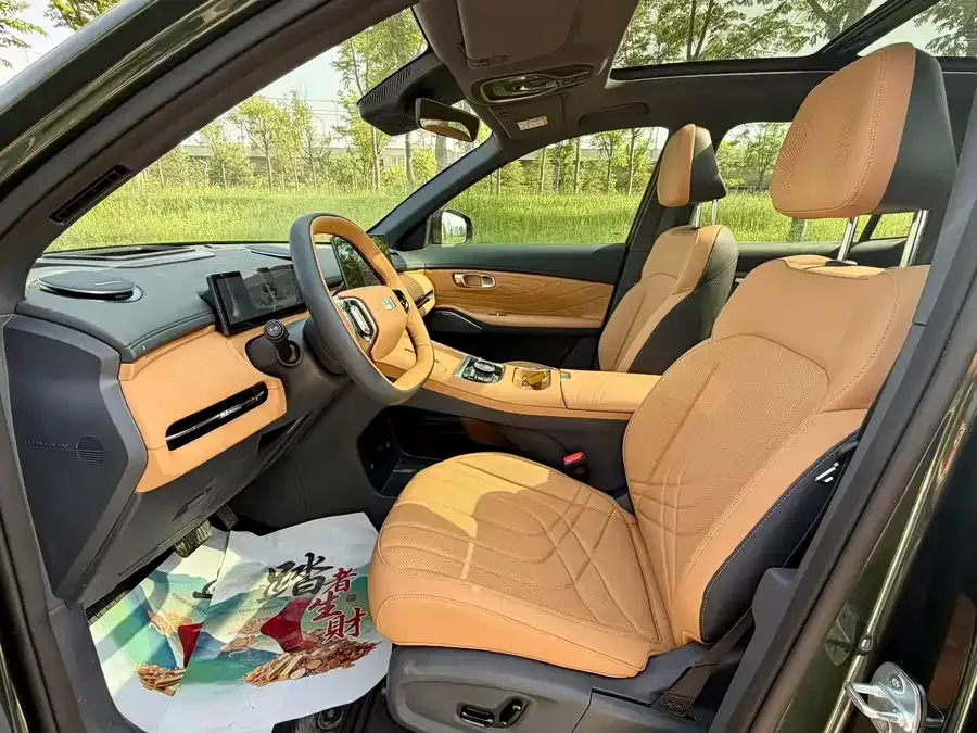 Geely Galaxy Starship 7 Galaxy Starship 7 2025 55km Launch Edition 2025 — миниатюра 2
