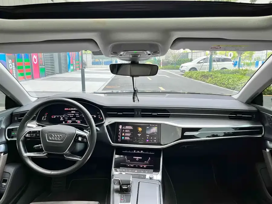 Audi A7L 2022 45 TFSI S-line Dream Youth Edition 2023 — миниатюра 3