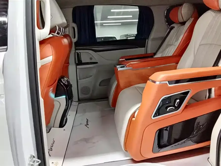 Buick GL8 2023 ES Lu Zun Comfort Edition 2023 — миниатюра 3