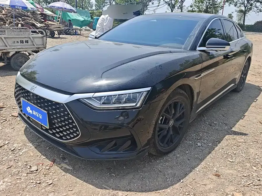 BYD Second-hand Han 2024 DM-i Honor Edition 121KM Elite 2024 — фото 1, купить с доставкой в Москву