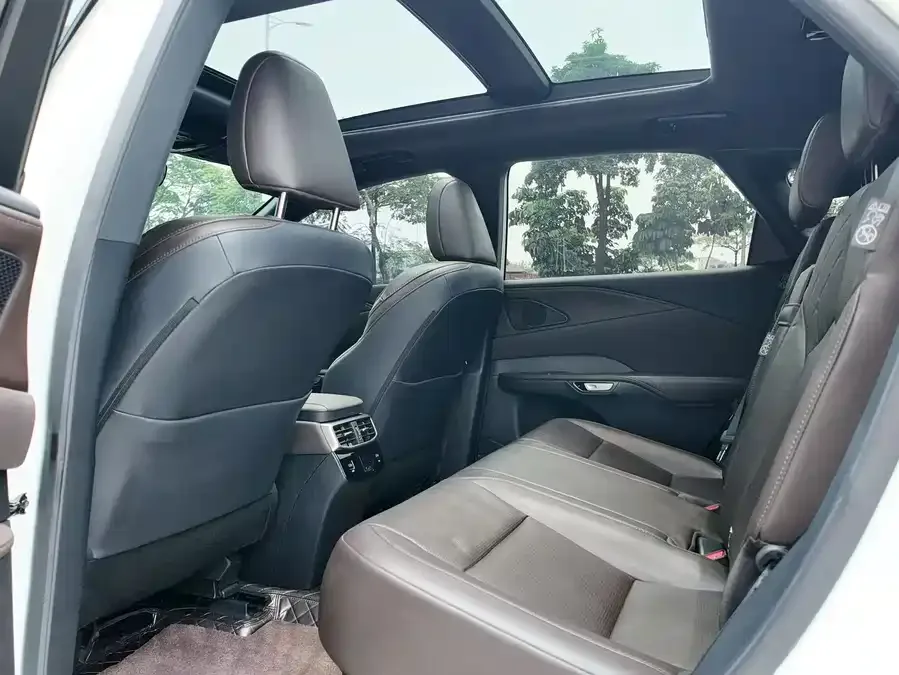 Lexus RX 2023 350h 4WD Pure Edition 2024 — миниатюра 3