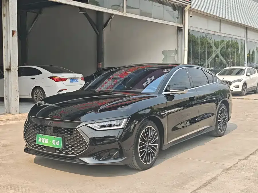 BYD Second-hand Han 2022 DM-i 121KM Premium Edition 2023 — фото 1, купить с доставкой в Москву