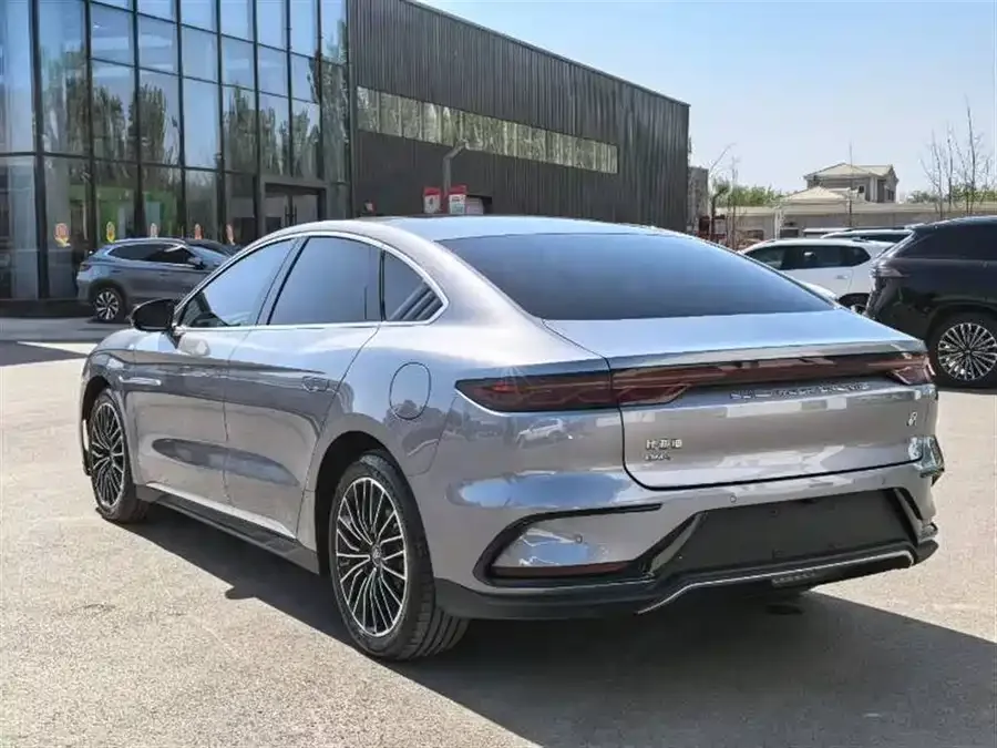 BYD Second-hand Han 2024 DM-i Honor Edition 121KM Elite 2024 — миниатюра 4