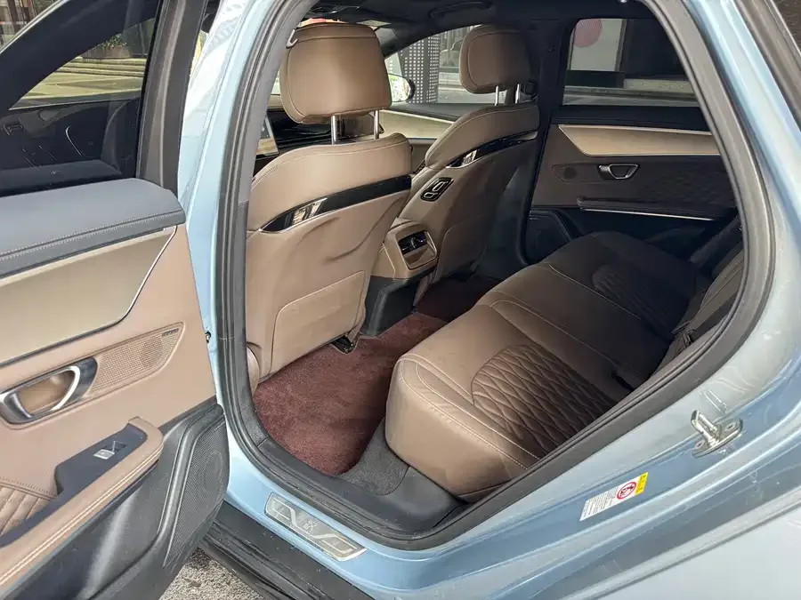 BYD Second-hand Han 2023 DM-i Champion Edition 121KM Prestige Edition 2023 — миниатюра 2