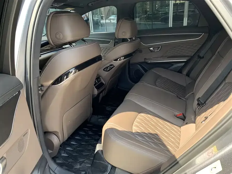 BYD Second-hand Han 2023 DM-i Champion Edition 121KM Premium Edition 2023 — миниатюра 2