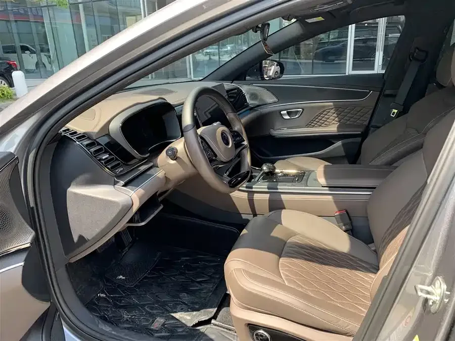 BYD Second-hand Han 2023 DM-i Champion Edition 121KM Premium Edition 2023 — миниатюра 4