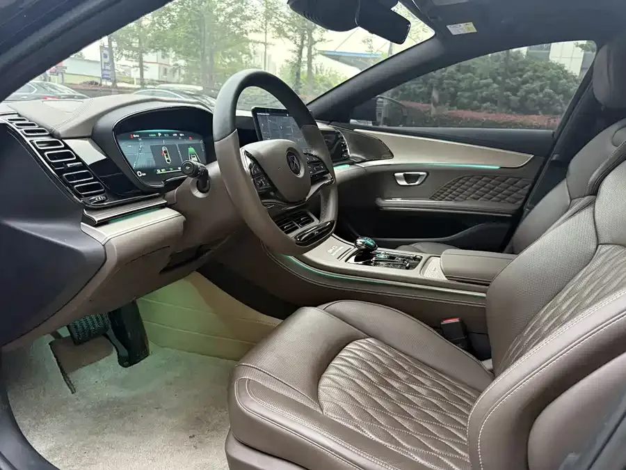BYD Second-hand Han 2023 EV Champion Edition 605KM Front-wheel Drive Premium 2023 — миниатюра 2