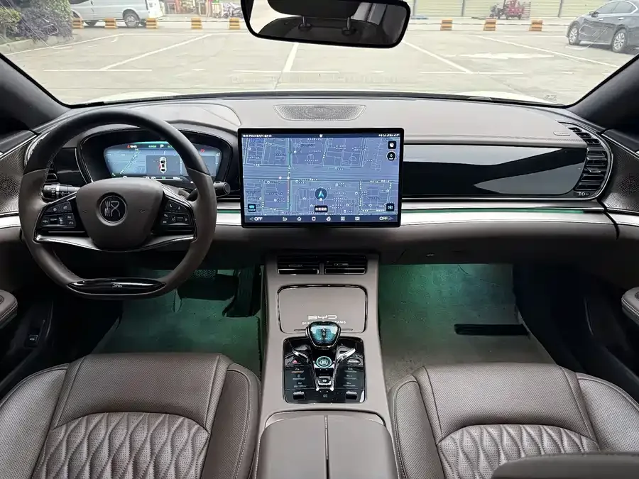 BYD Second-hand Han 2023 EV Champion Edition 605KM Front-wheel Drive Premium 2023 — миниатюра 4