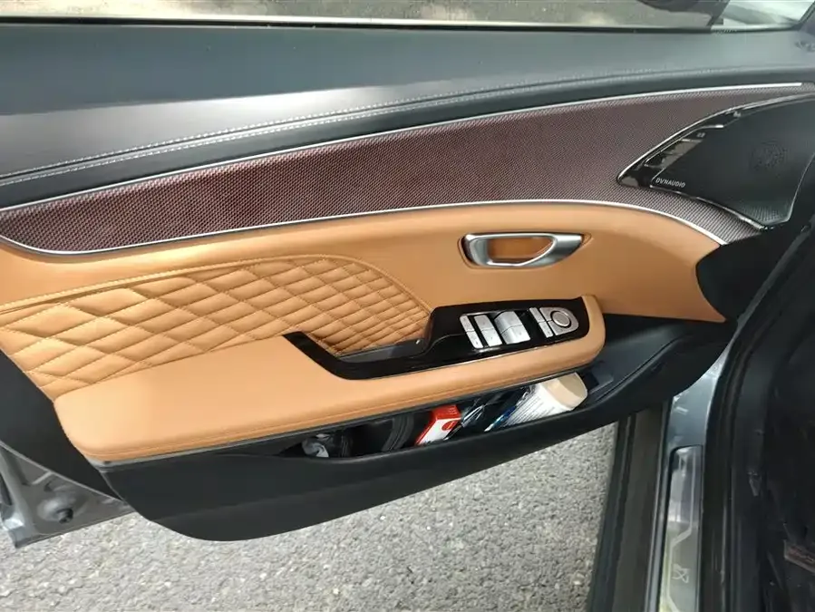 BYD Second-hand Han 2022 DM-i 121KM Premium Edition 2023 — миниатюра 4