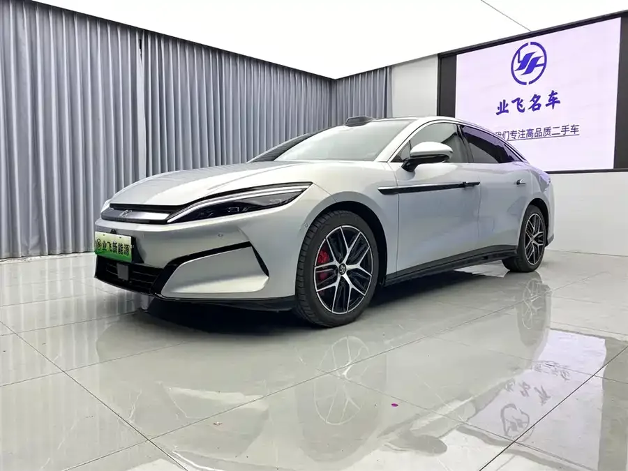 BYD Han L 2025