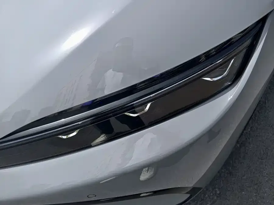 BYD Second-hand Han 2025 DM-i Intelligent Driving Edition 125KM LiDAR Flagship Model 2025 — миниатюра 5