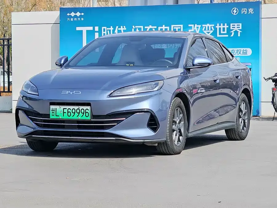 BYD Seal 06 Seal 06 2024 DM-i 80KM Luxury 2025 — фото 1, купить с доставкой в Москву