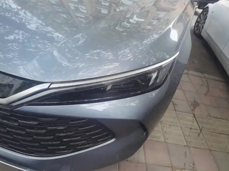 BYD Qin L Qin L 2024 DM-i 120KM Leading Edition 2025 — миниатюра 2