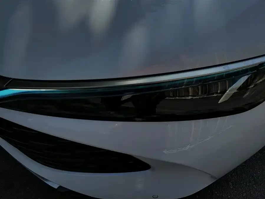 BYD Qin L Qin L 2024 DM-i 120KM Leading Edition 2025 — миниатюра 5