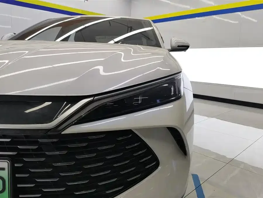 BYD Qin L Qin L 2024 DM-i 120KM Beyond Edition 2024 — миниатюра 5