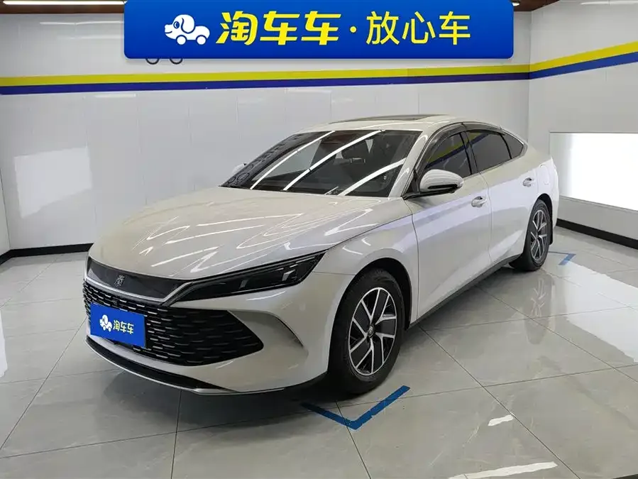 BYD Qin L Qin L 2024 DM-i 120KM Beyond Edition 2024 — фото 1, купить с доставкой в Москву