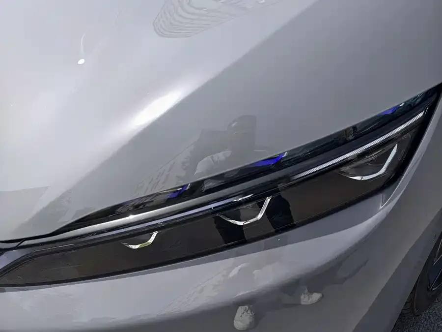 BYD Second-hand Han 2025 DM-i Intelligent Driving Edition 125KM LiDAR Flagship Model 2025 — миниатюра 5