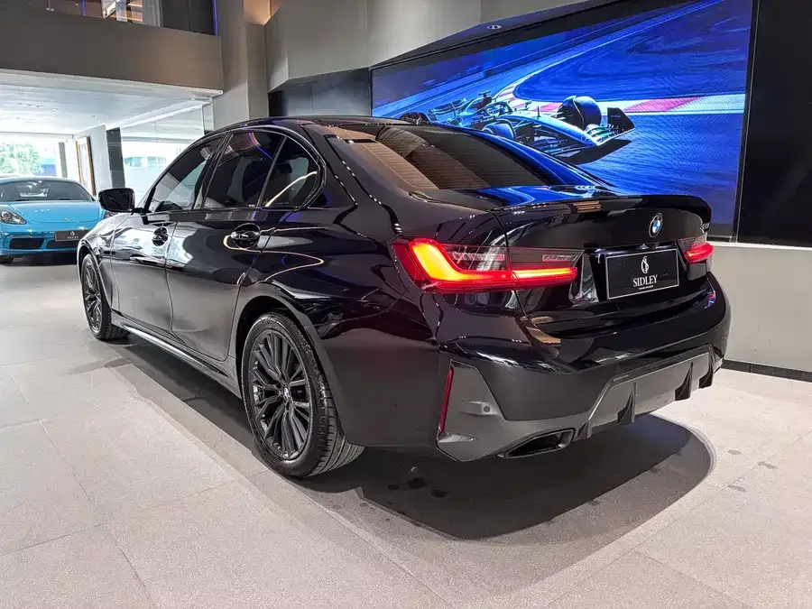 BMW 3 Series BMW 3 Series 2023 330i M Sport Night Edition 2023 — миниатюра 2