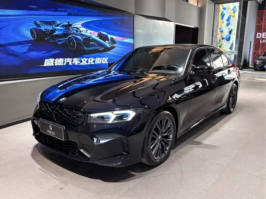 BMW 3 Series BMW 3 Series 2023 330i M Sport Night Edition 2023 — фото 1, купить с доставкой в Москву