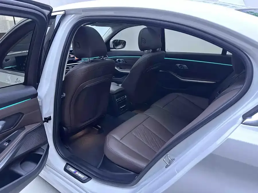 BMW 3 Series BMW 3 Series 2023 320Li M Sport Package 2023 — миниатюра 3