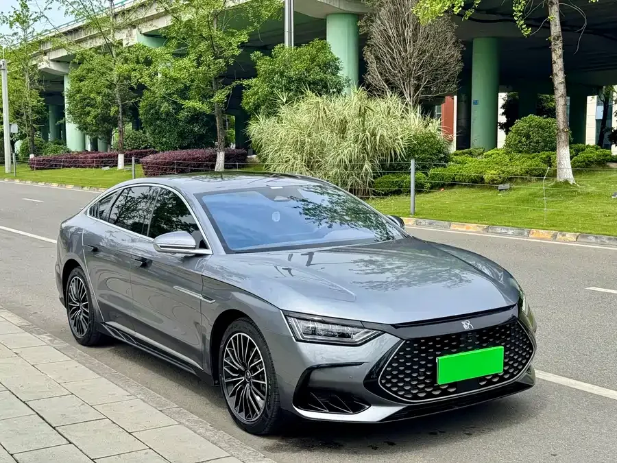 BYD Second-hand Han 2023 DM-i Champion Edition 121KM Premium Edition 2024 — миниатюра 3