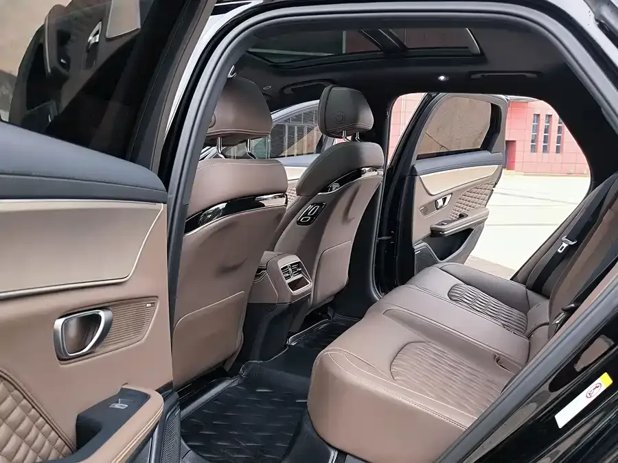 BYD Second-hand Han 2022 DM-i 121KM Premium Edition 2022 — миниатюра 4