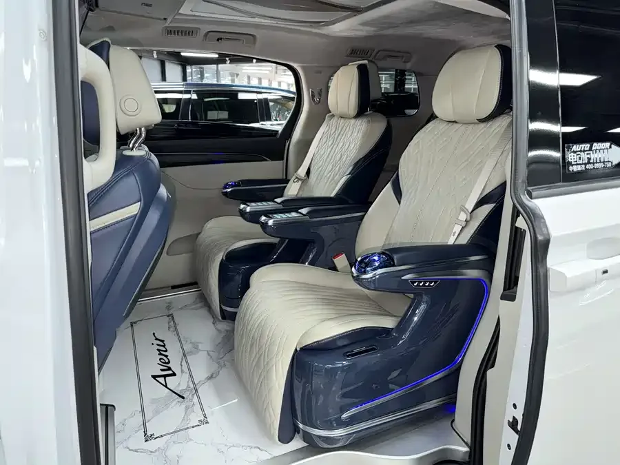 Buick GL8 2022 ES Lu Zun 653T Comfort Edition 2023 — миниатюра 3