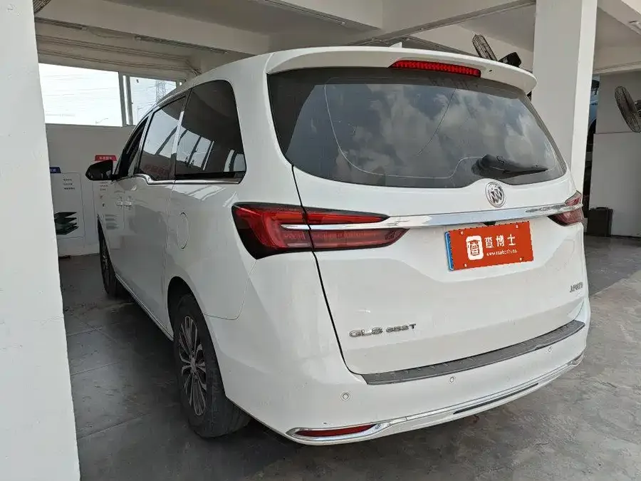 Buick GL8 2023 Land Business Class Comfort Edition 2023 — миниатюра 3