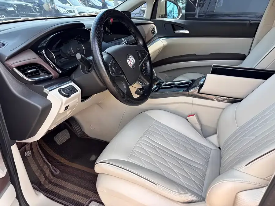 Buick GL8 2022 Land Business Class 652T Premium Edition 2022 — миниатюра 2
