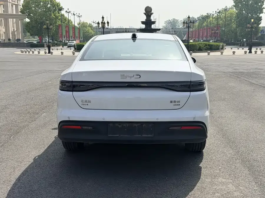 BYD seal 05 DM-i Seal 05 DM-i 2025 DM-i Intelligent Driving Edition 120KM Flagship Model 2025 — миниатюра 3