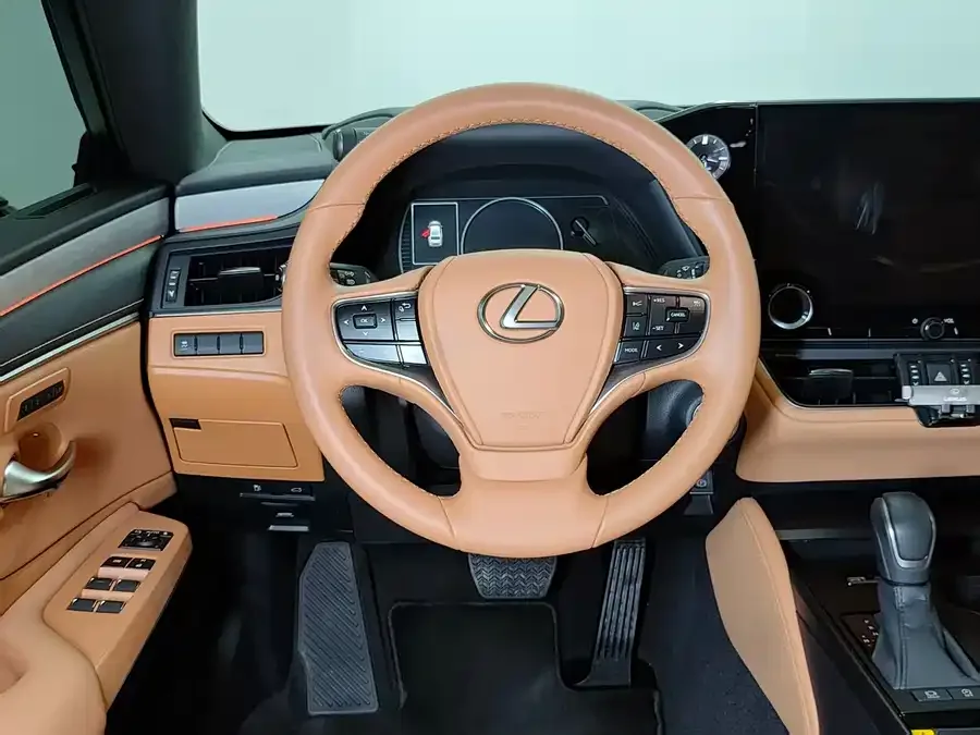 Lexus ES 2025 200 Premium Edition 2025 — миниатюра 5
