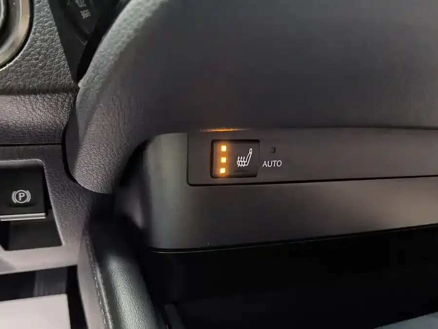 Lexus ES 2023 200 Excellence Edition 2024 — миниатюра 4