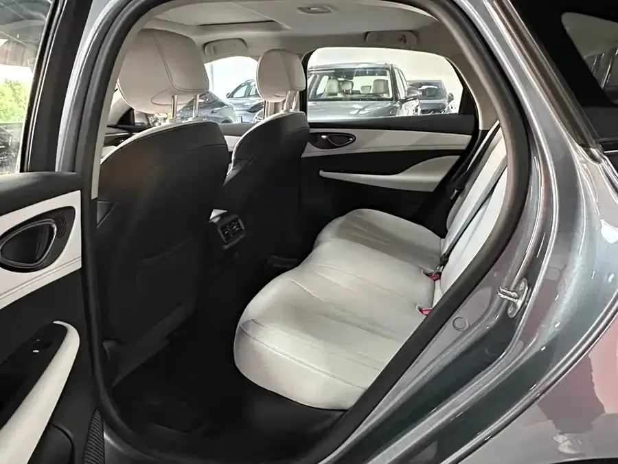BYD seal 05 DM-i Seal 05 DM-i 2025 DM-i Intelligent Driving Edition 120KM Flagship Model 2025 — миниатюра 4
