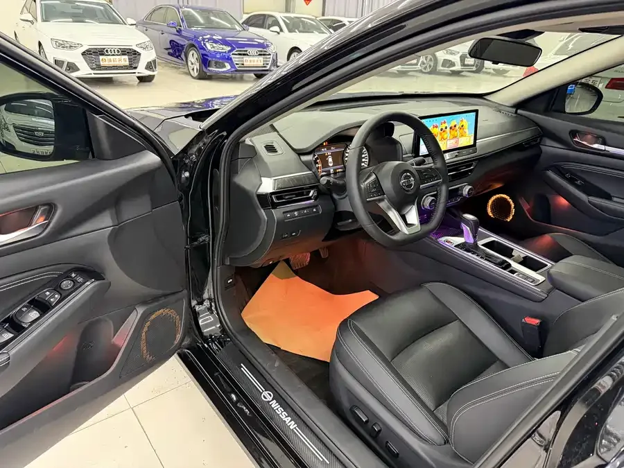 Nissan Altima Teana 2024 2.0L XE True Heart Edition 2024 — миниатюра 4