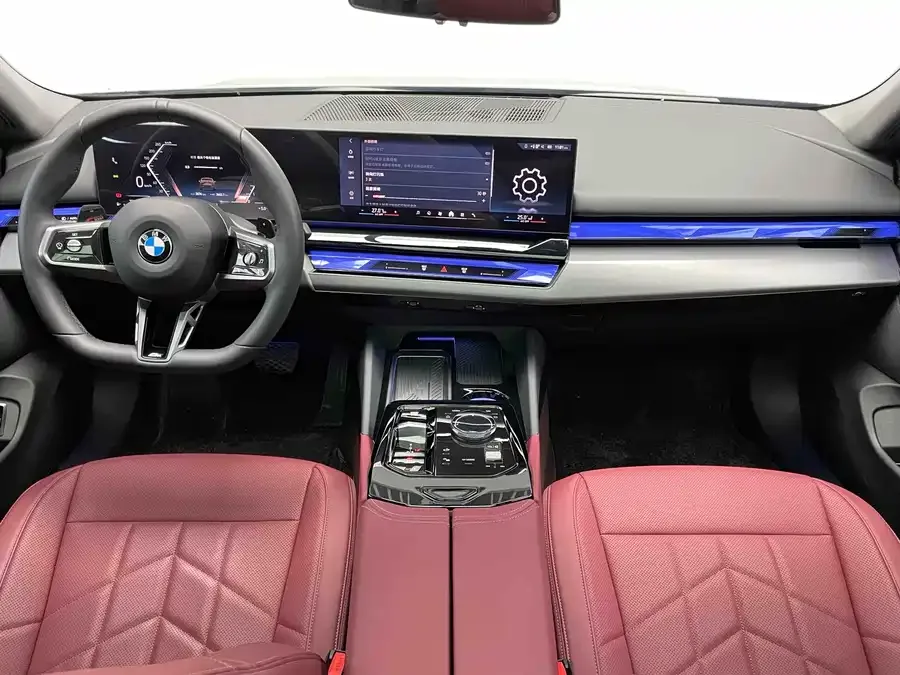 BMW 5 Series BMW 5 Series 2025 525Li M Sport Package 2025 — миниатюра 3