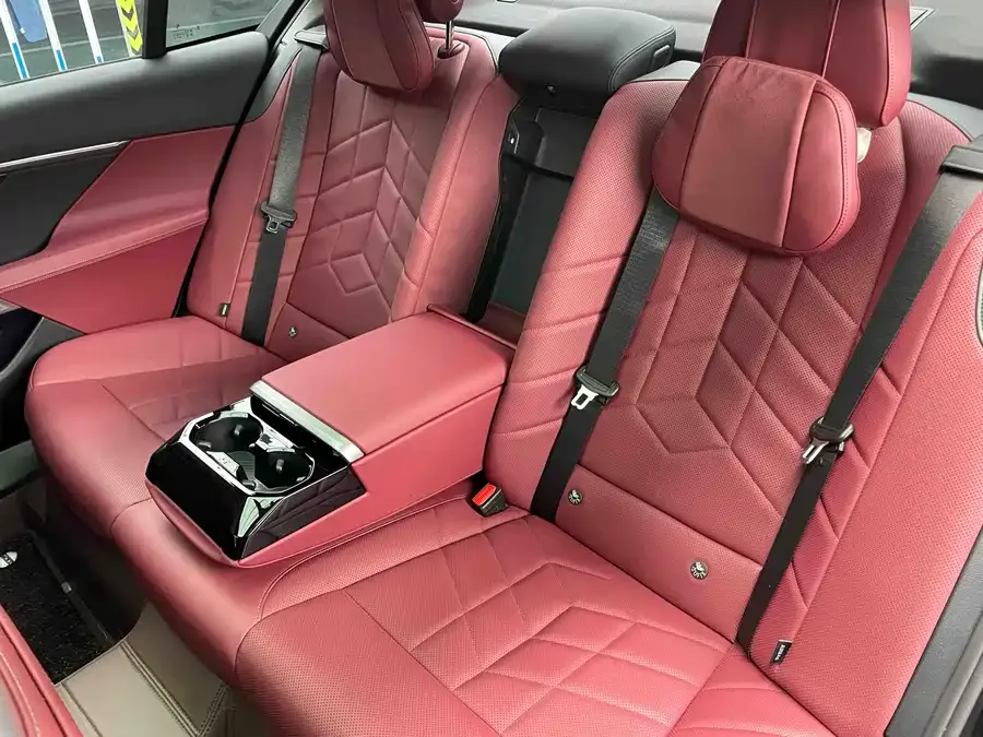 BMW 5 Series BMW 5 Series 2025 525Li M Sport Package 2025 — миниатюра 4