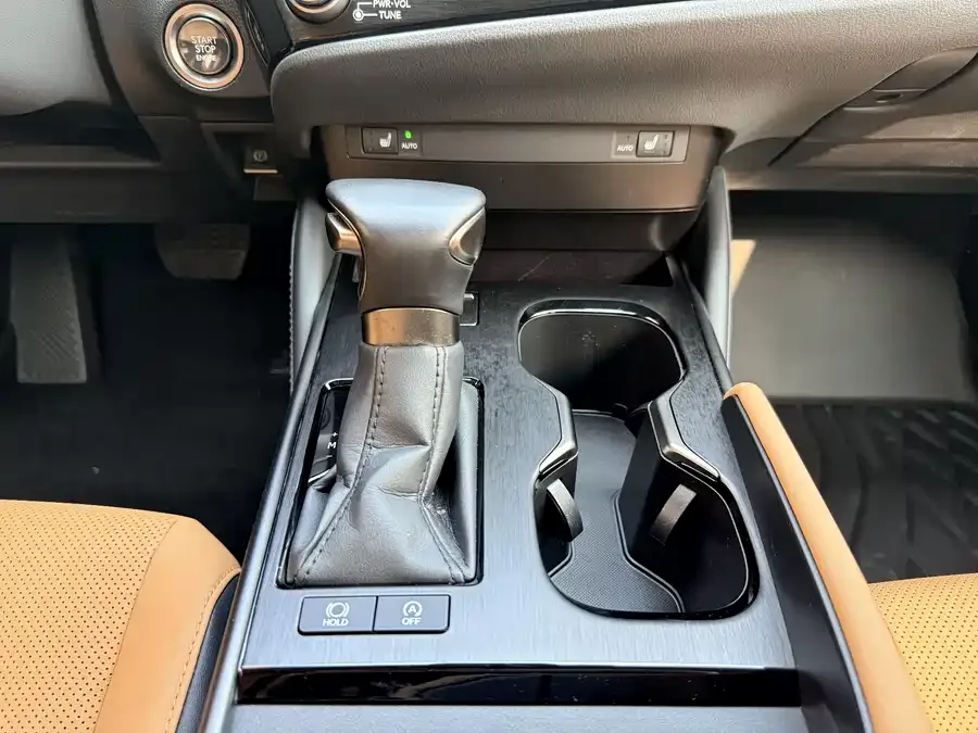 Lexus ES 2022 200 Excellence Edition 2024 — миниатюра 4