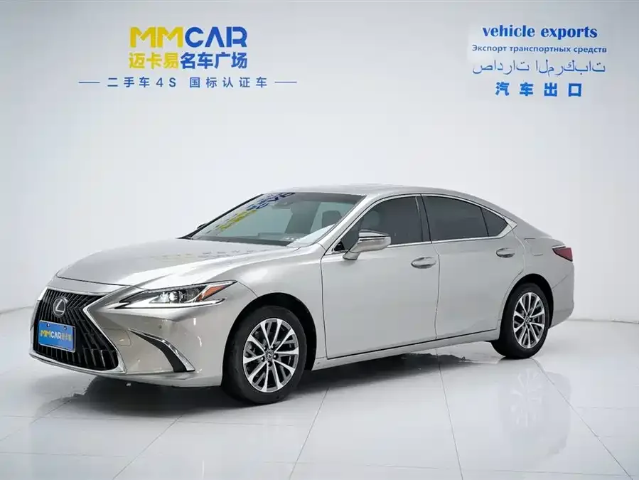 Lexus ES 2023